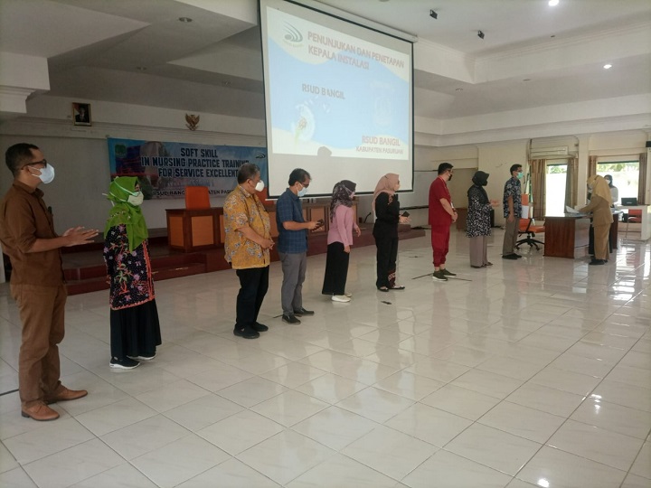 Penunjukan dan penetapan Kepala Instalasi di lingkungan RSUD Bangil Kabupaten Pasuruan pada Selasa (11/1).