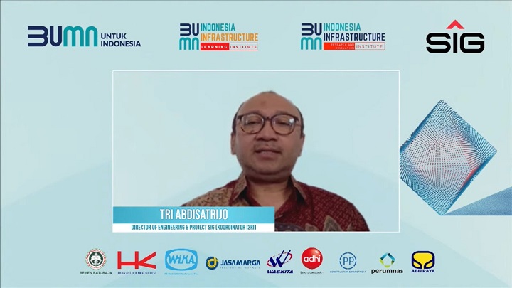 Direktur Engineering & Project SIG, Tri Abdisatrijo pada saat peluncuran Indonesia Infrastructure Research & Innovation Institute (I2RI) & Indonesia Infrastructure Learning Institute (I2LI) klaster BUMN Infrastruktur secara virtual. SP/SIG