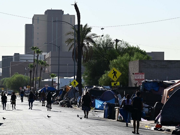 Gelombang Panas MelandaNegara Bagian Arizona, Amerika Serikat.