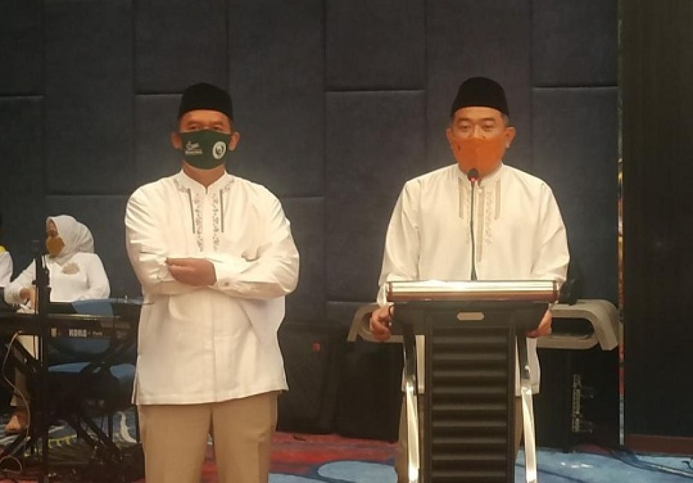 Pasangan Cabup BHS (kiri) dan Cawabup Taufiqulbar saat konsolidasi dengan anggota DPRD dan kader Partai Gerindra Sidoarjo.SP/SUGENG