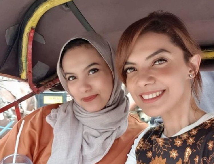 Momen kebersamaan Najwa Shihab bersama adik bungsunya, Nahla Shihab. SP/ SBY