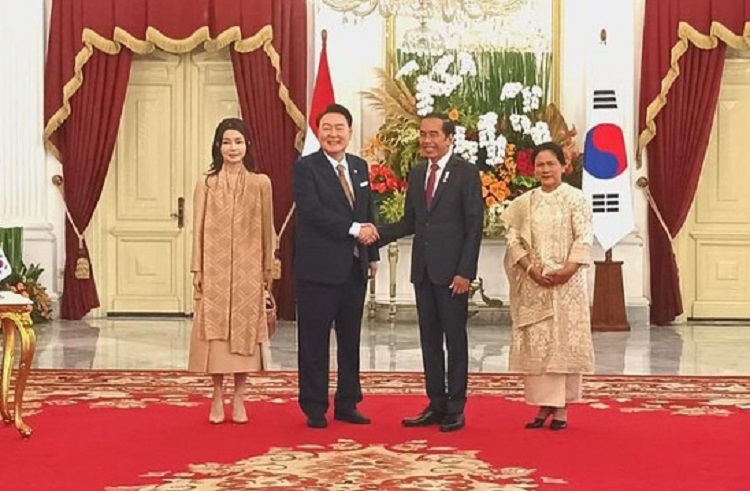 Pertemuan Bilateral, Presiden Joko Widodo dan Presiden Korea Selatan Yoon Suk Yeol, di Istana Merdeka, Jakarta, Jumat (08/09/2023)