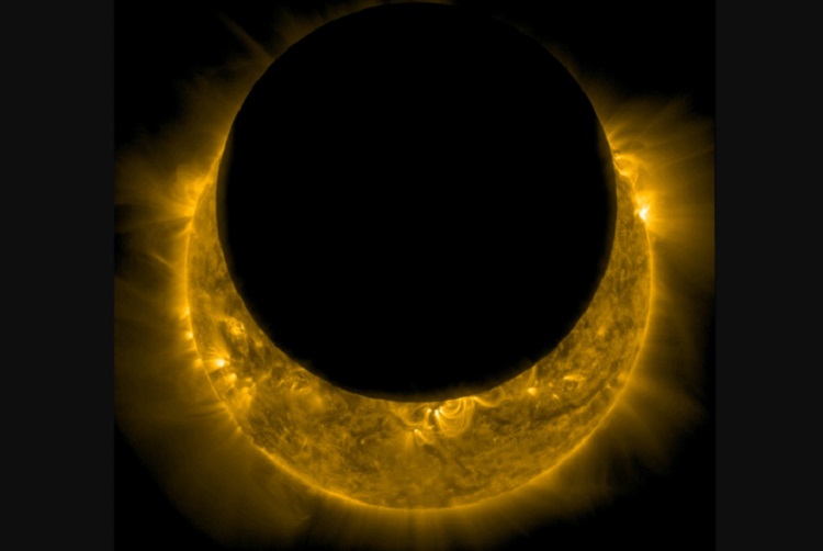 Fenomena gerhana matahari hibrida. SP/ SBY