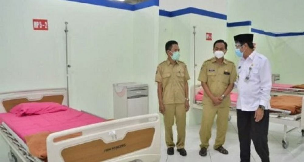 Ruangan pondok observasi dan rehabilitasi Covid-19 Stadion Gejos Gresik.  SP/M.AIDID