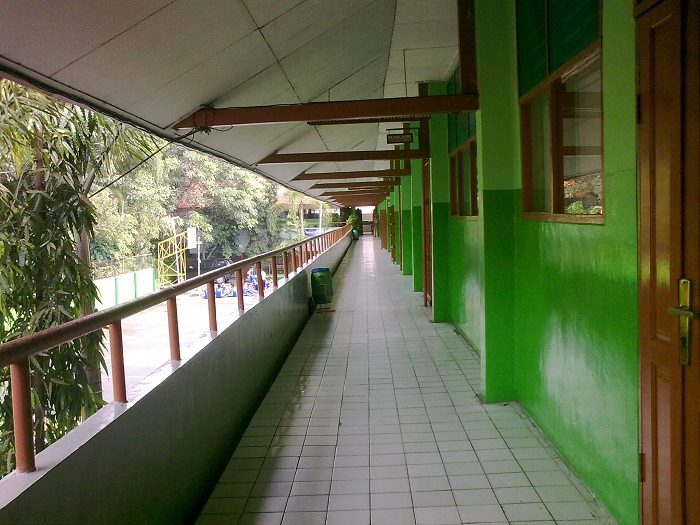 Moratorium larangan pendirian SMA sudah lama belum dicabut oleh pemerintah pusat dan dianggap bisa menghambat proses pelaksanaan sistem zonasi. SP/CHARIN