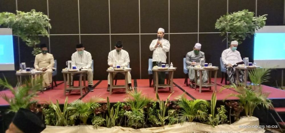 Pertemuan para habaib dan kiai dengan Cabup BHS dan Cawabup Taufiqulbar
