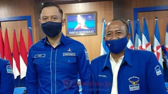 Ketua Demokrat Mojokerto bersama Ketum Demokrat AHY beberapa waktu lalu. SP/RKO