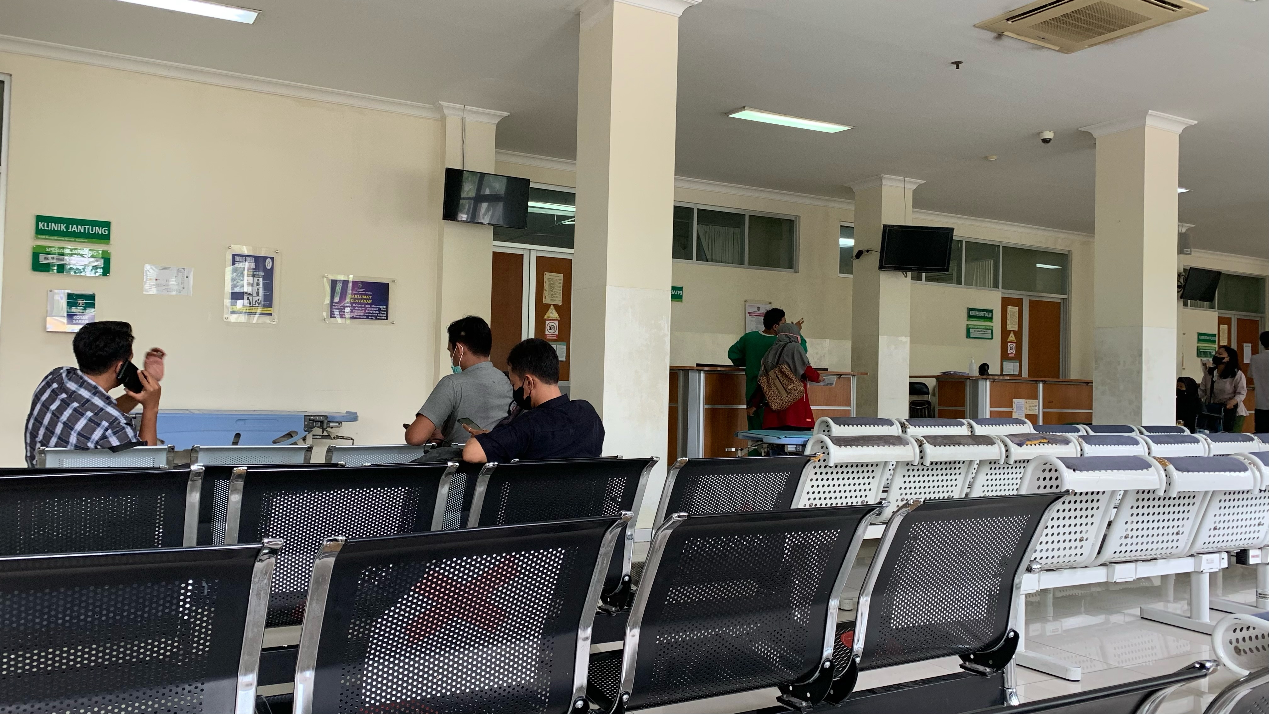 Kondisi pelayanan RSUD BDH Surabaya.