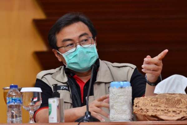 Ketua Gugus Tugas Rumpun Kuratif Covid-19 Jawa Timur Dr. Joni Wahyuhadi .SP/ MAHBUB FIKRI 