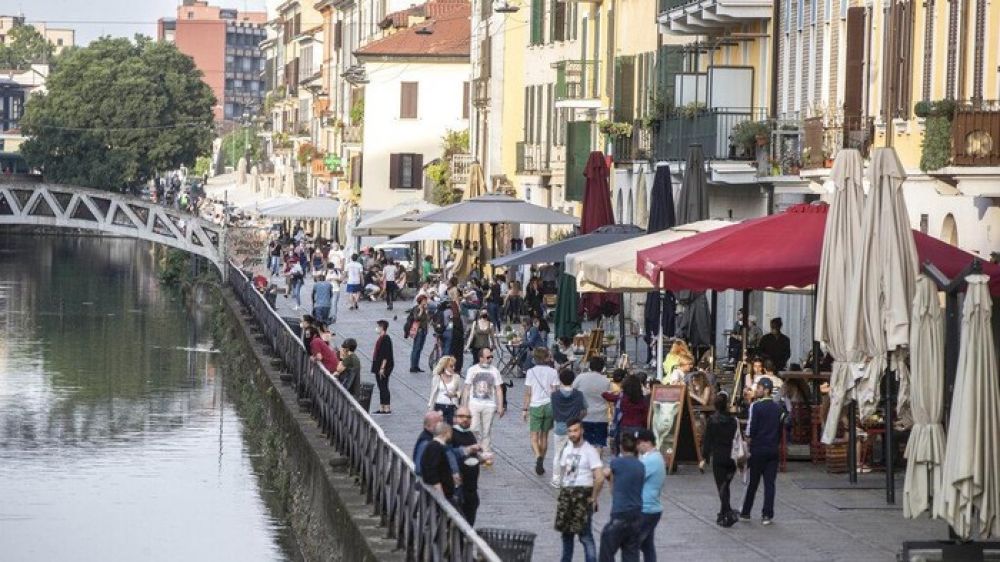Suasana di Italia setelah lockdown Corona dilonggarkan mulai 18 Mei. SP/ AP Photo