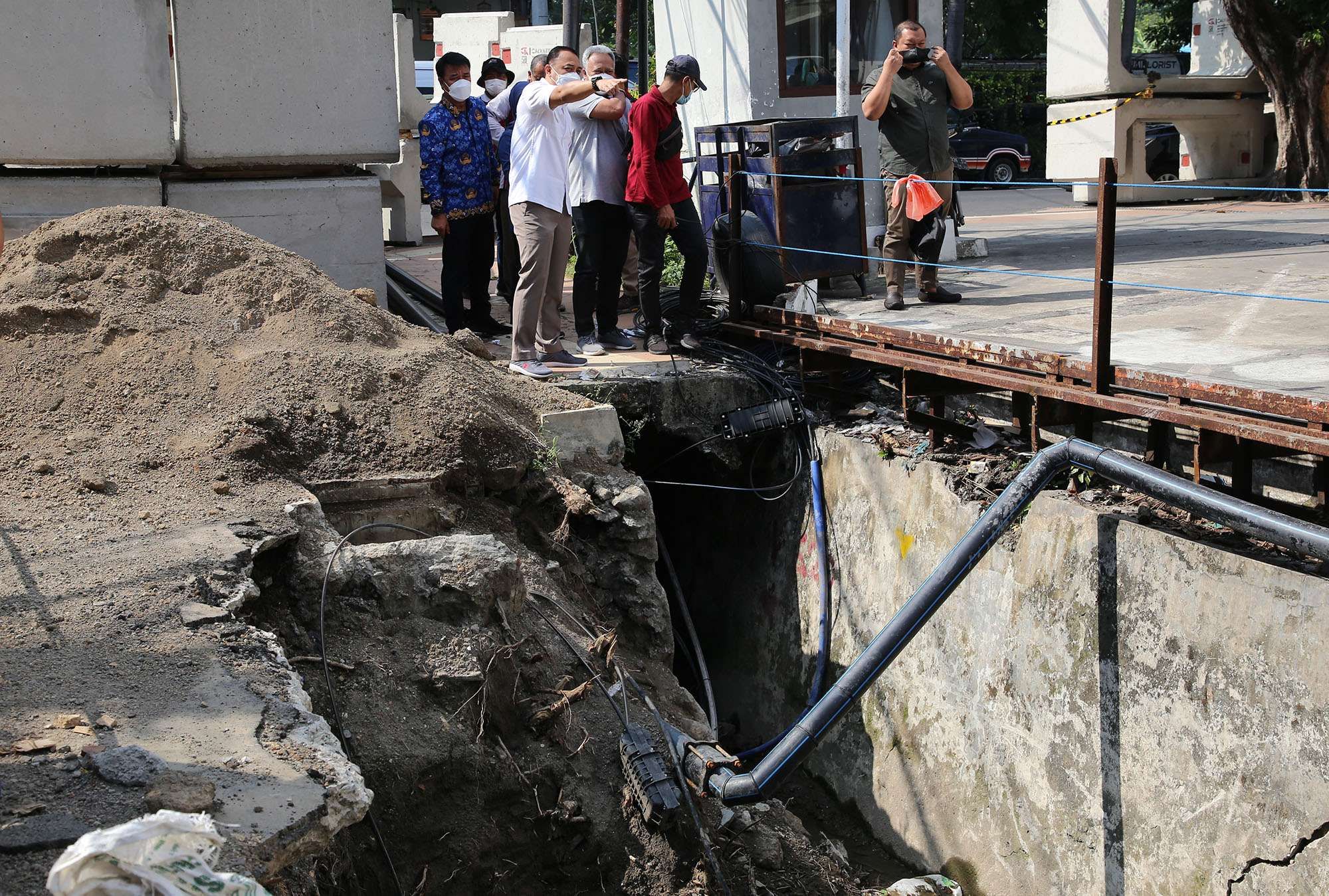 Jelang musim hujan, Pemkot Surabaya kebut pemasangan dan koneksikan saluran di permukiman warga. SP/SURA