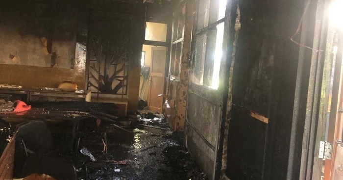 Kondisi ruang kantor DLHK Sidoarjo usai terbakar pada Senin (17/5) pagi.