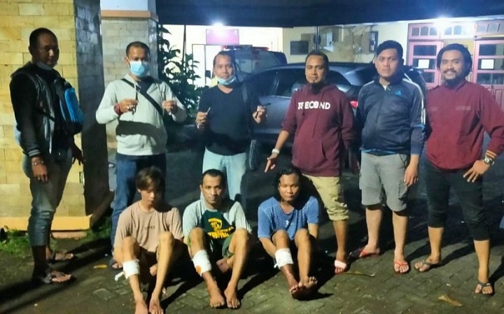 Para pelaku curanmor diamankan polisi dengan dihadiahi timah panas di bagian kaki. SP/Mahbub Fikri