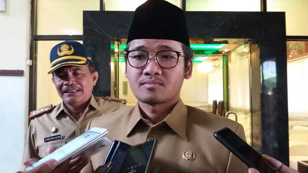 Bupati Bangkalan, R Abdul Latif Amin Imron