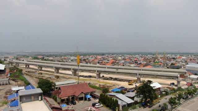 Pembangunan Jalan Lingkar Luar Barat (JLLB)  jadi salah satu prioritas pembangunan infrastruktur di Kota Pahlawan. SP/HUMAS PEMKOT SURABAYA