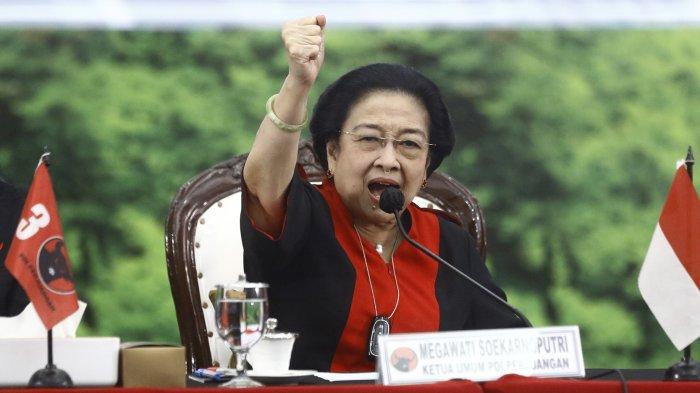 Ketua Umum PDIP Megawati Soekarnoputri minta Presiden Jokowi segera bubarkan KPK karena tak efektif basmi korupsi. SP/ JKT