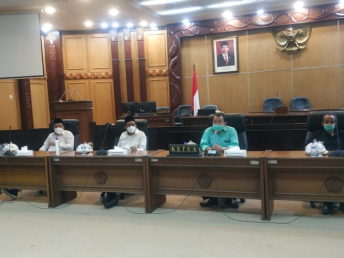 Bupati Sidoarjo Terpilih Gus Muhdlor dan Wabup Terpilih Subandi saat silaturahmi dengan DPRD Sidoarjo. SP/SUGENG