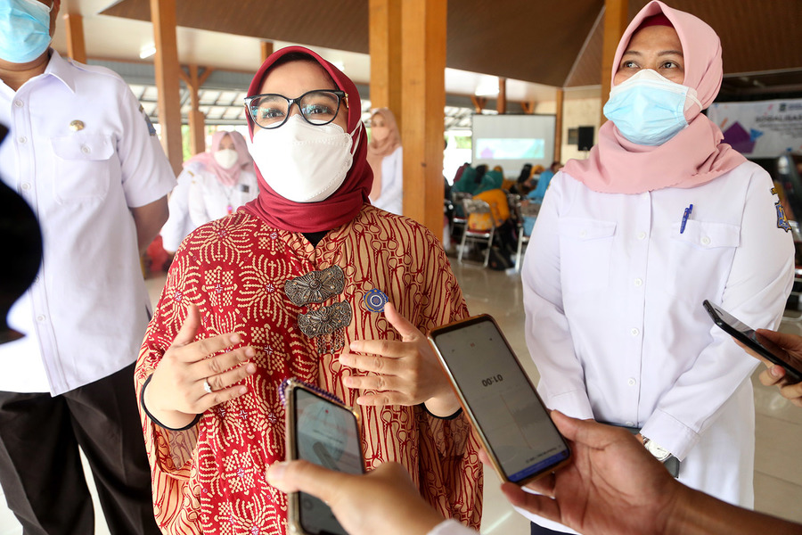 Acara sosialisasi yang digelar di Gedung Nasional Indonesia Jalan Bubutan itu diikuti oleh dua perwakilan PKK dari 31 kecamatan se-Kota Surabaya. SP/HUMAS PEMKOT SURABAYA