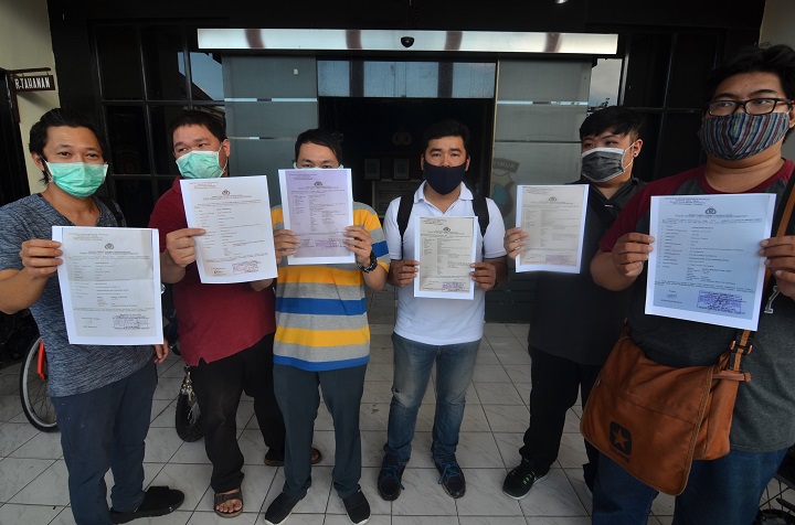 Sejumlah korban penipuan GCG melapor ke Polrestabes, Surabaya, Rabu (21/10/2020). Sp/Arlana