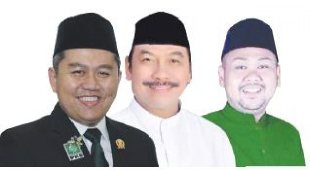 Mohammad Qosim (kiri), Ahmad Amir Aslichin alias Mas Iin (tengah), Fandi Ahmad Yani (kanan)