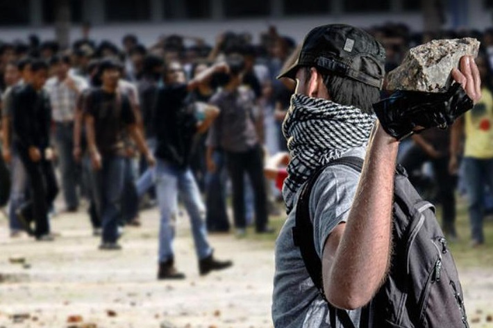 Foto Ilustrasi Tawuran