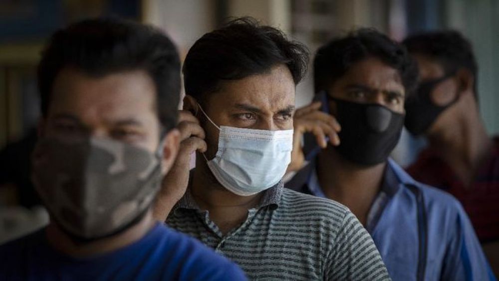 Ilustras penduduk mengenakan masker. SP/ AP