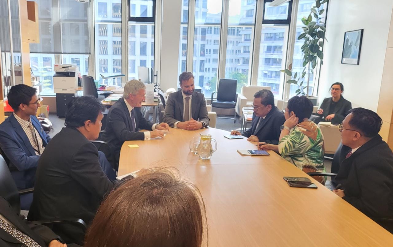 Pemerintah Indonesia dan Selandia Baru saat membahas peluang kerjasama jaminan produk halal (Foto: Kemenag).