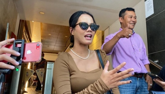 Fransiska Chandra Novita Sari alias Siskaeee saat menjalani pemeriksaan terkait rumah produksi film porno pada November 2023 lalu di Polda Metro Jaya.