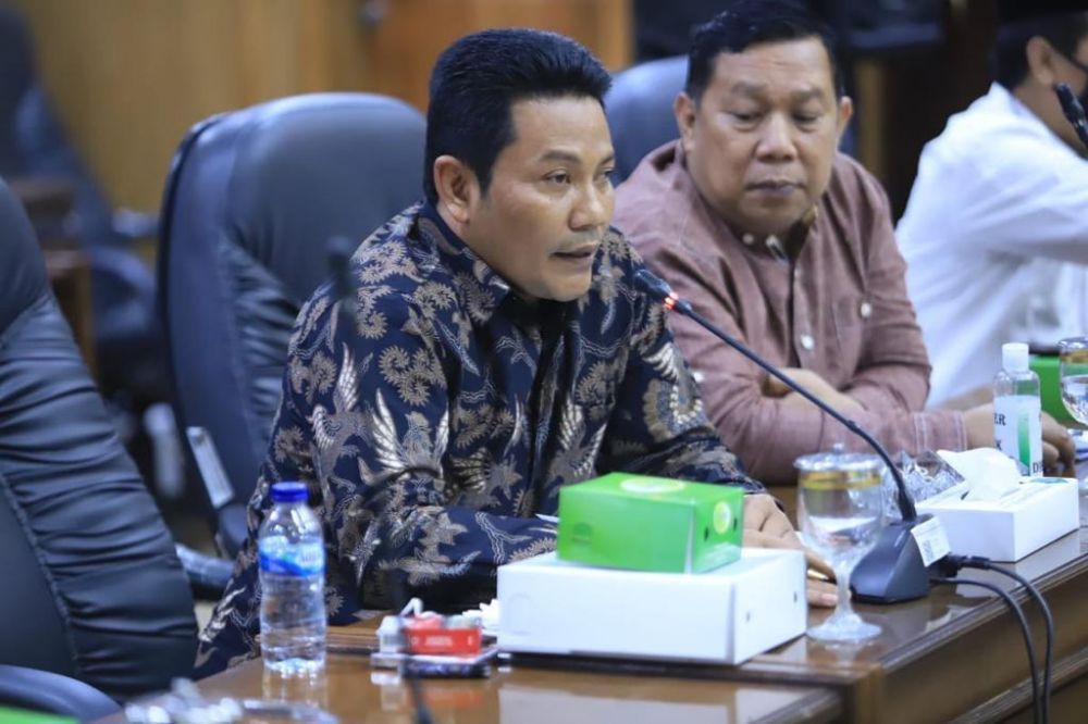 Cawabup Sidoarjo dari PKB Subandi saat menjadi ketua Komisi A DPRD Sidoarjo
