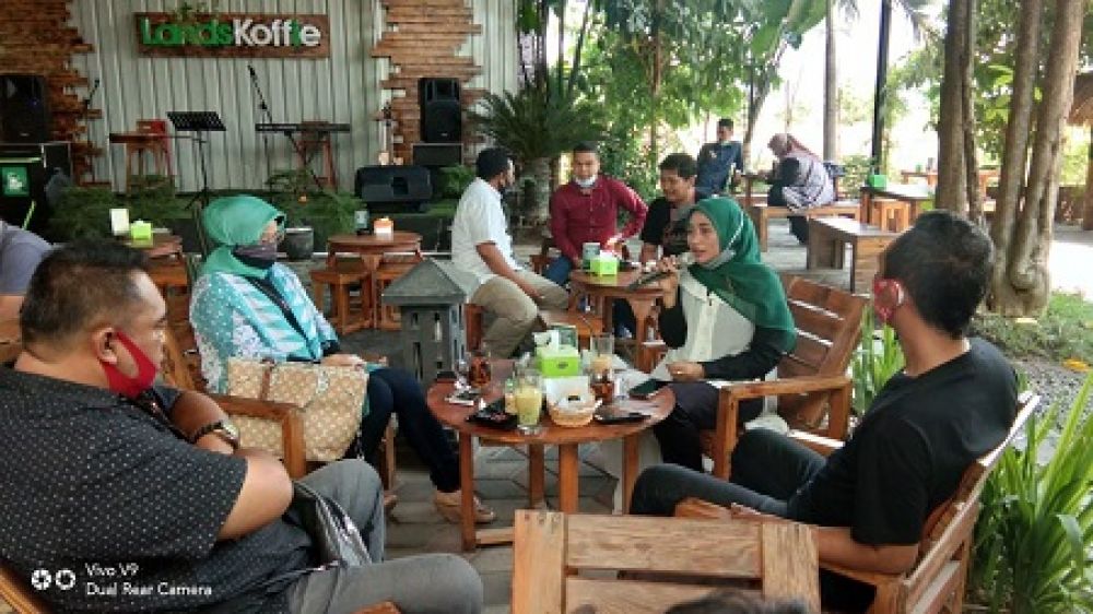 Bakal Calon Wakil Bupati Mojokerto, Titik Masudah maju ke bursa Pilbup Mojokerto dengan menggandeng Incumbent, Pungkasiadi. SP/Dwy Agus Susanti