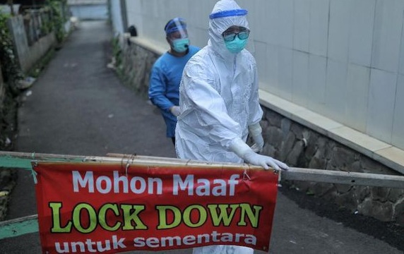 Zona merah atau daerah risiko tinggi penularan Covid-19 di Jawa Timur bertambah menjadi 20 kabupaten/kota . SP/CNN/ Adi Maulana