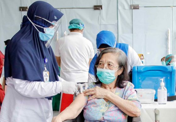 Jumlah warga Kota Surabaya sudah divaksinasi Covid -19 mencapai lebih dari 600 ribu orang.  